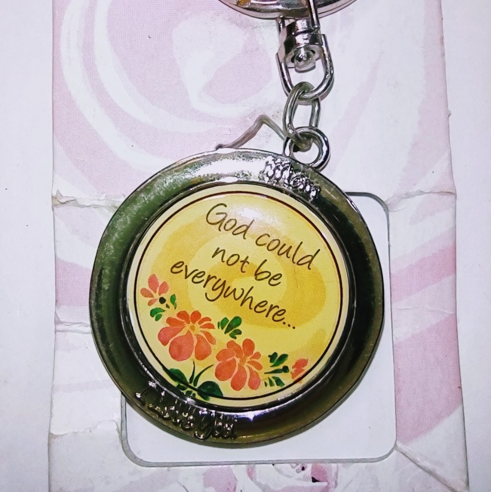 "Mothers" Yellow & Orange Flowers Spinning Key Chain  New On Card